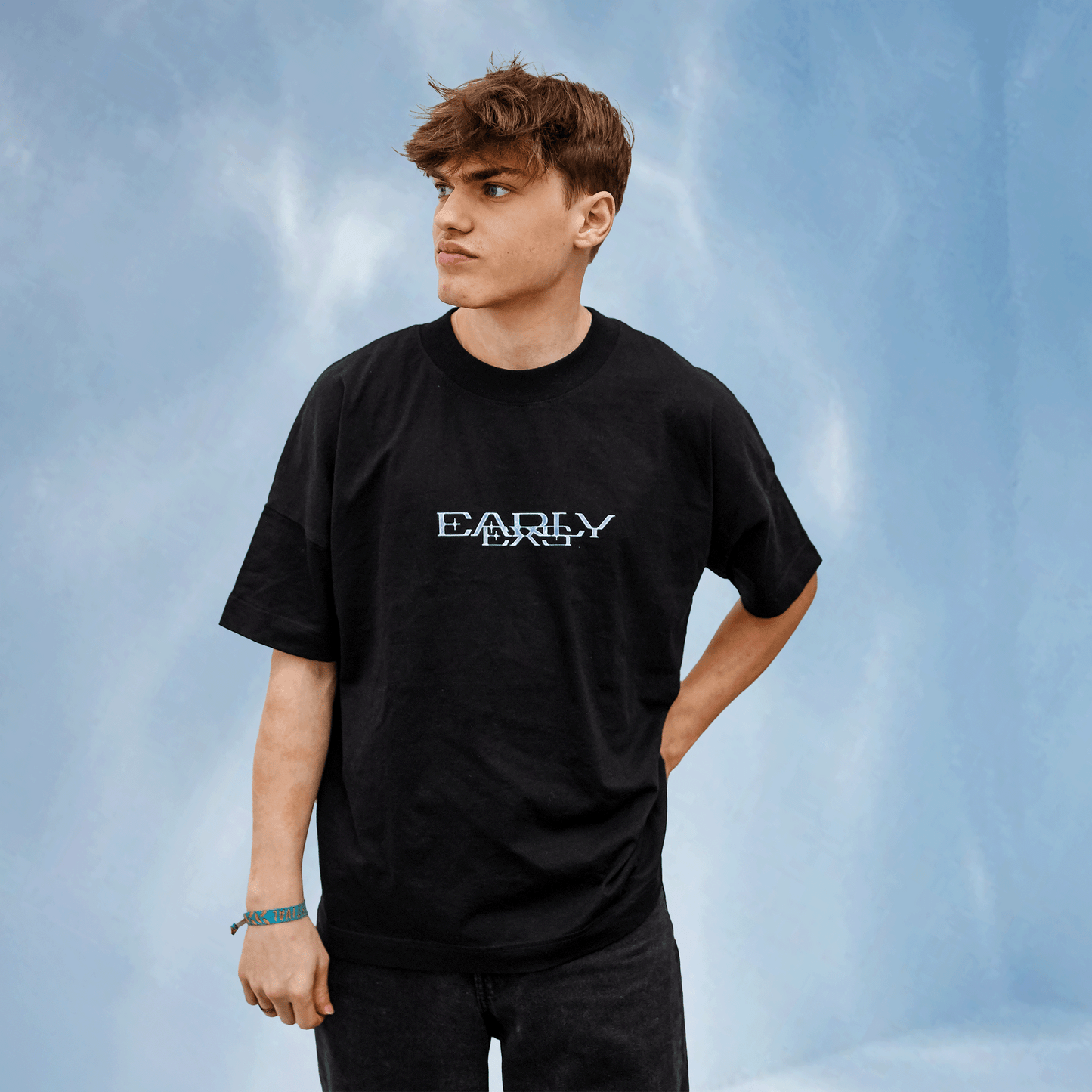 Early X T Black